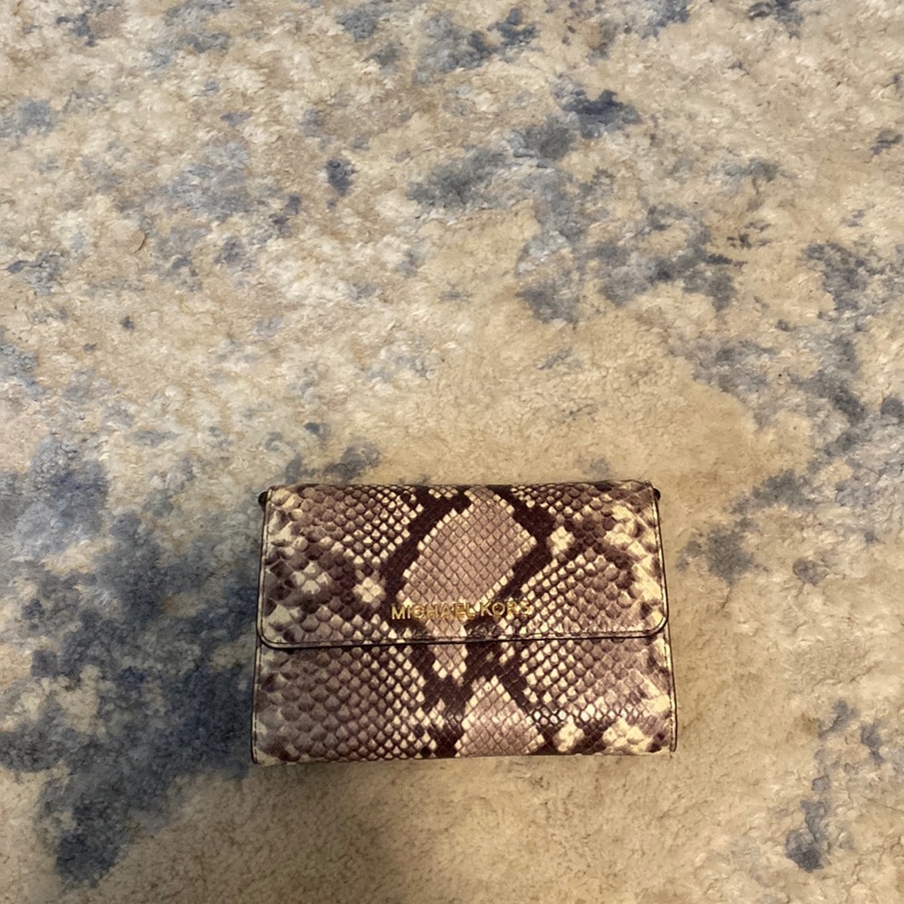 Snakeprint Michael Kors crossbody